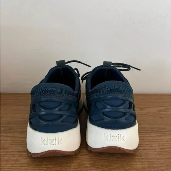 Kizik Wasatch Shoes - Picture 2 of 4